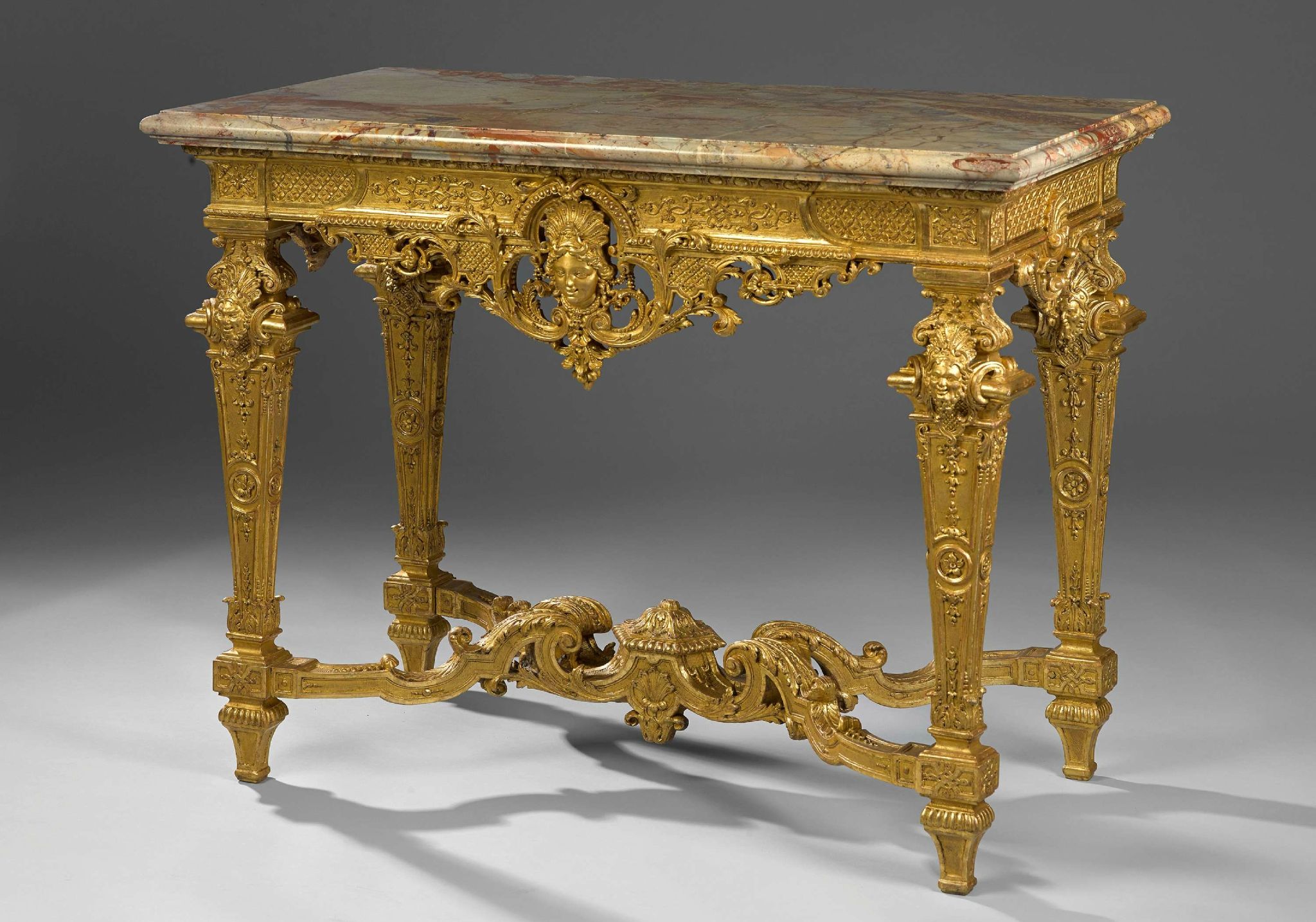 столик в стиле барокко